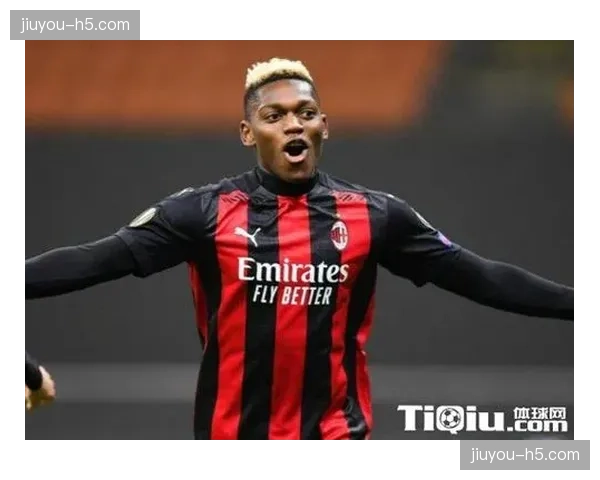 官方：AC米兰与莱奥完成续约，新合同至2030年